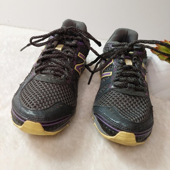 New Balance Womens Gray Purple Yellow Running Sneaker - Size 6 - Picture 6 of 9